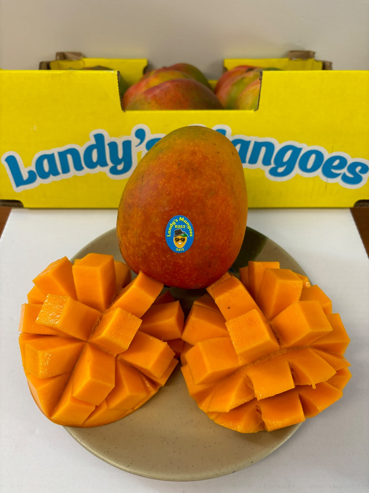 Mango R2E2 (Landy's Mango) Premium Tray